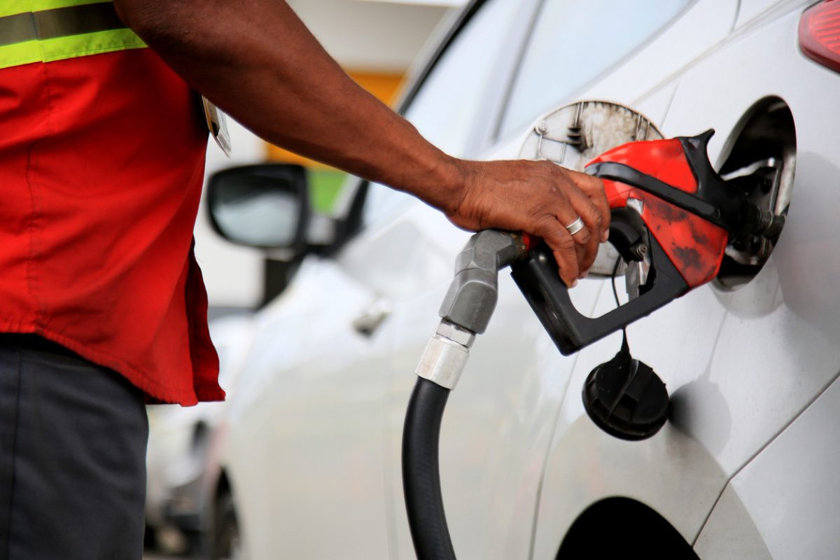 Petrobras anuncia novo aumento nos preços da gasolina e do diesel