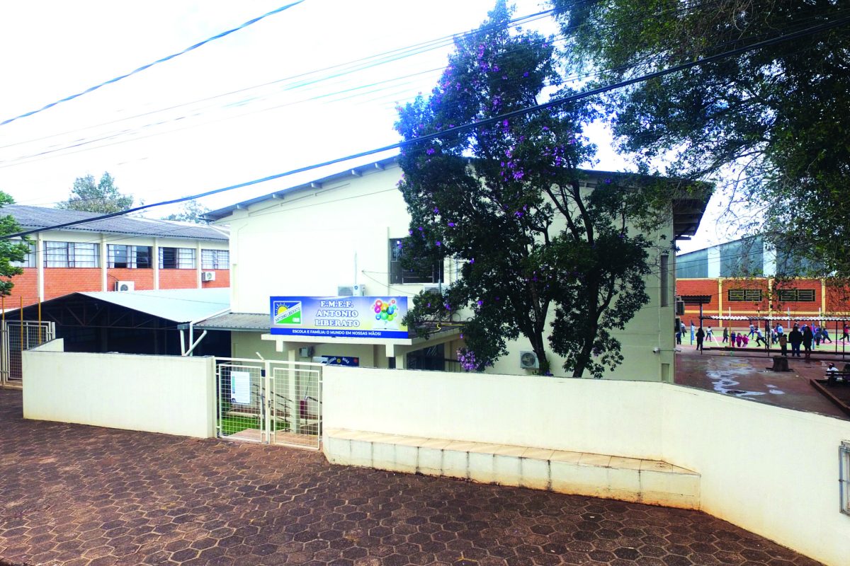 Escola Antonio Liberato comemora 55 anos neste mês