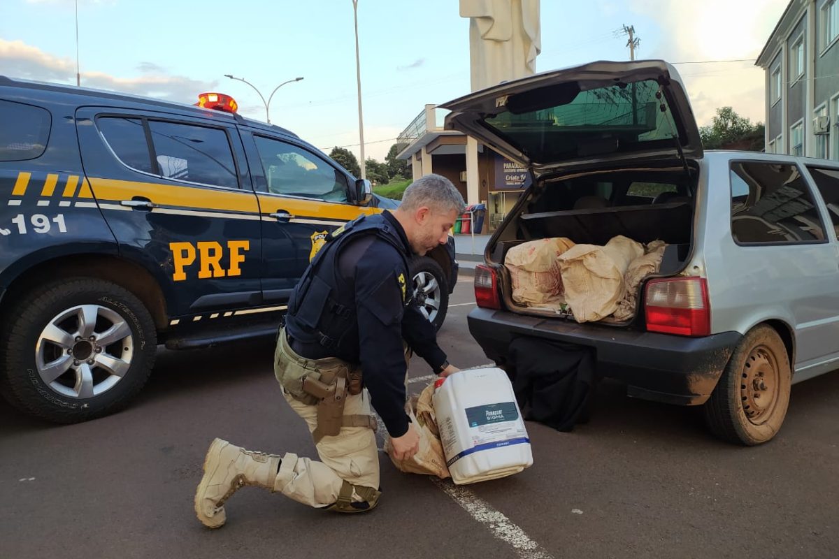 PRF prende contrabandista em Coronel Bicaco com meia tonelada de agrotóxicos ilegais