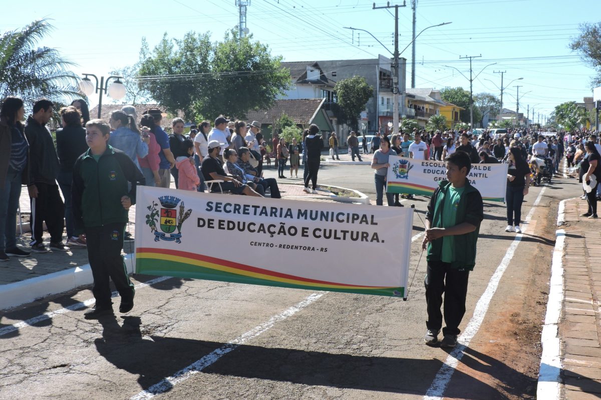 Redentora realiza Desfile Cívico em comemoração à Independência do Brasil
