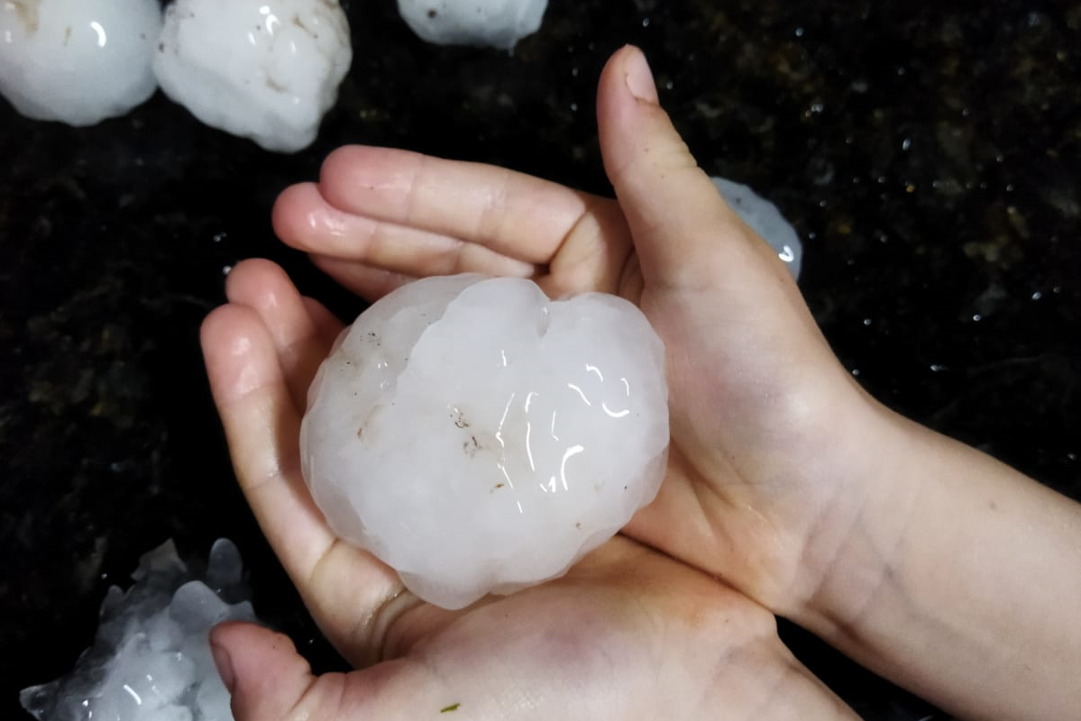 Fortes ventos e queda de granizo é registrada em alguns municípios da Região Celeiro