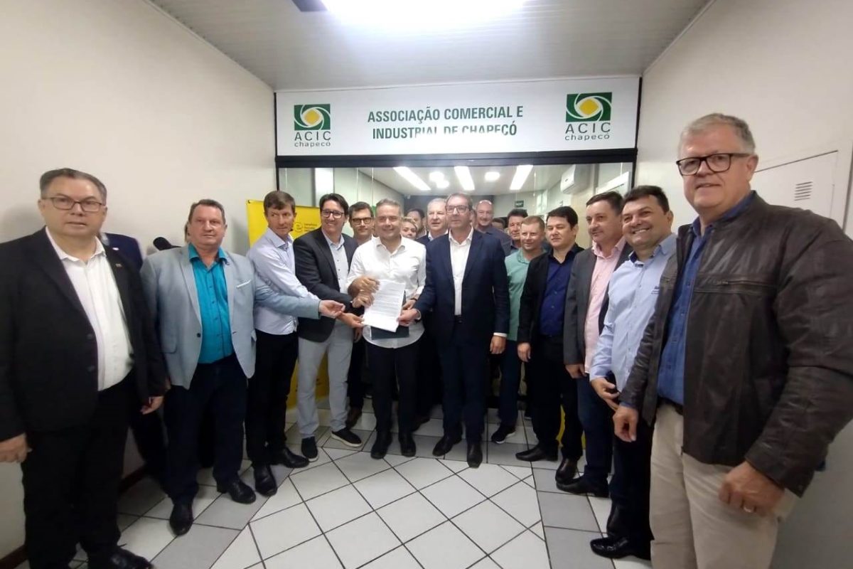 Ministro dos Transportes confirma licitação da ponte que ligará Barra do Guarita a Itapiranga para 2025