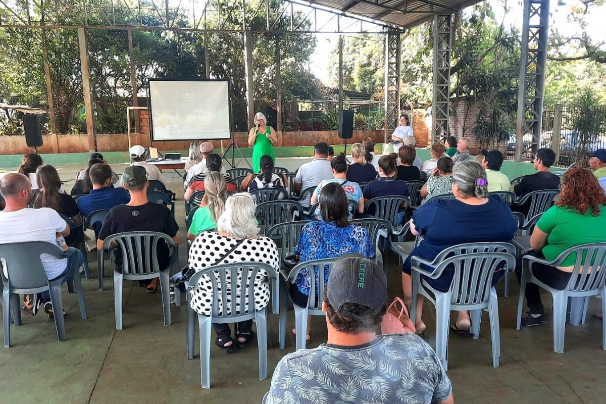 Reunião aborda o programa habitacional Minha Casa Minha Vida Rural em Santo Augusto