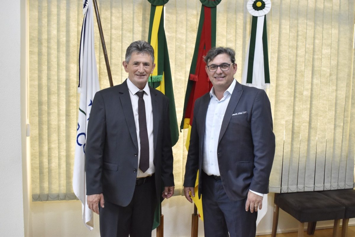 Jeancarlo e Altemir tomam posse como gestores de São Martinho