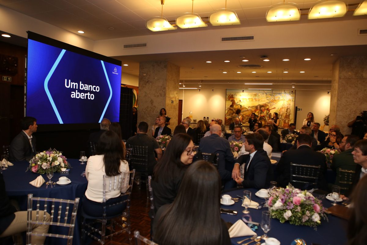 Banrisul alcança lucro líquido de R$ 916,1 milhões em 2024