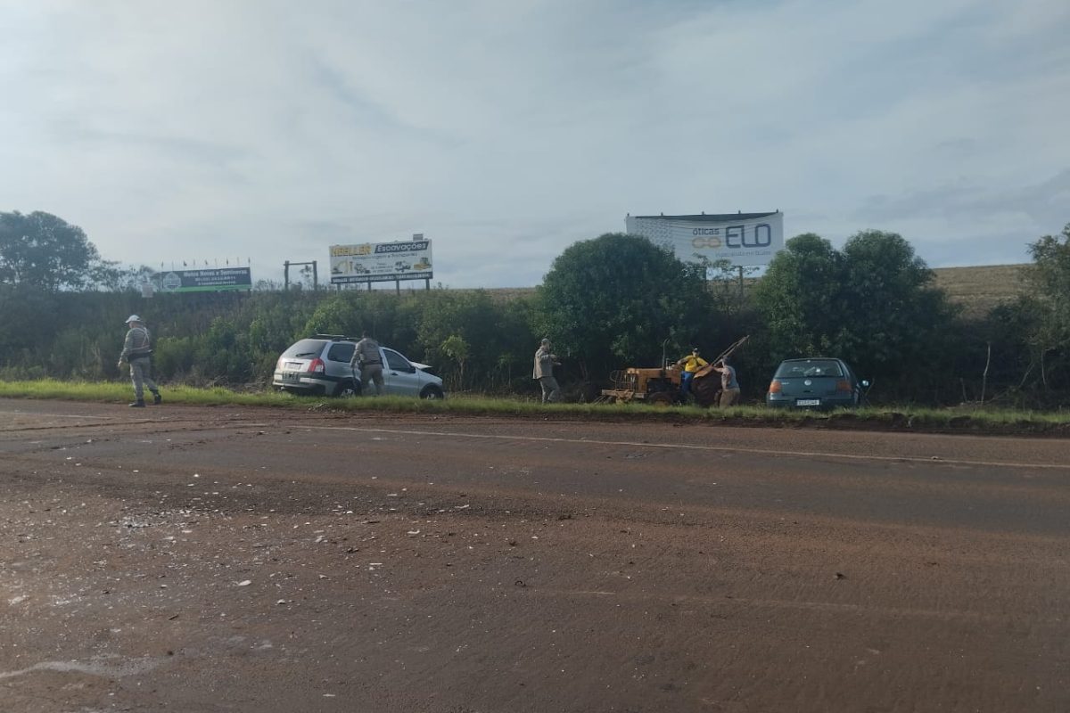 Colisão frontal no trevo de acesso a São Martinho deixa quatro feridos