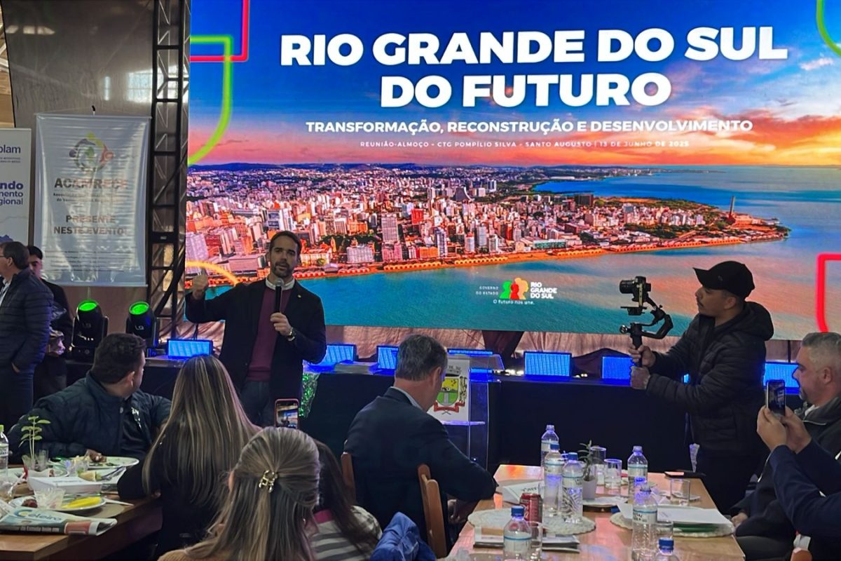 Governador Eduardo Leite anuncia mais de R$ 1,3 milhão em investimentos para o Hospital Bom Pastor e realiza palestra sobre desenvolvimento regional em Santo Augusto