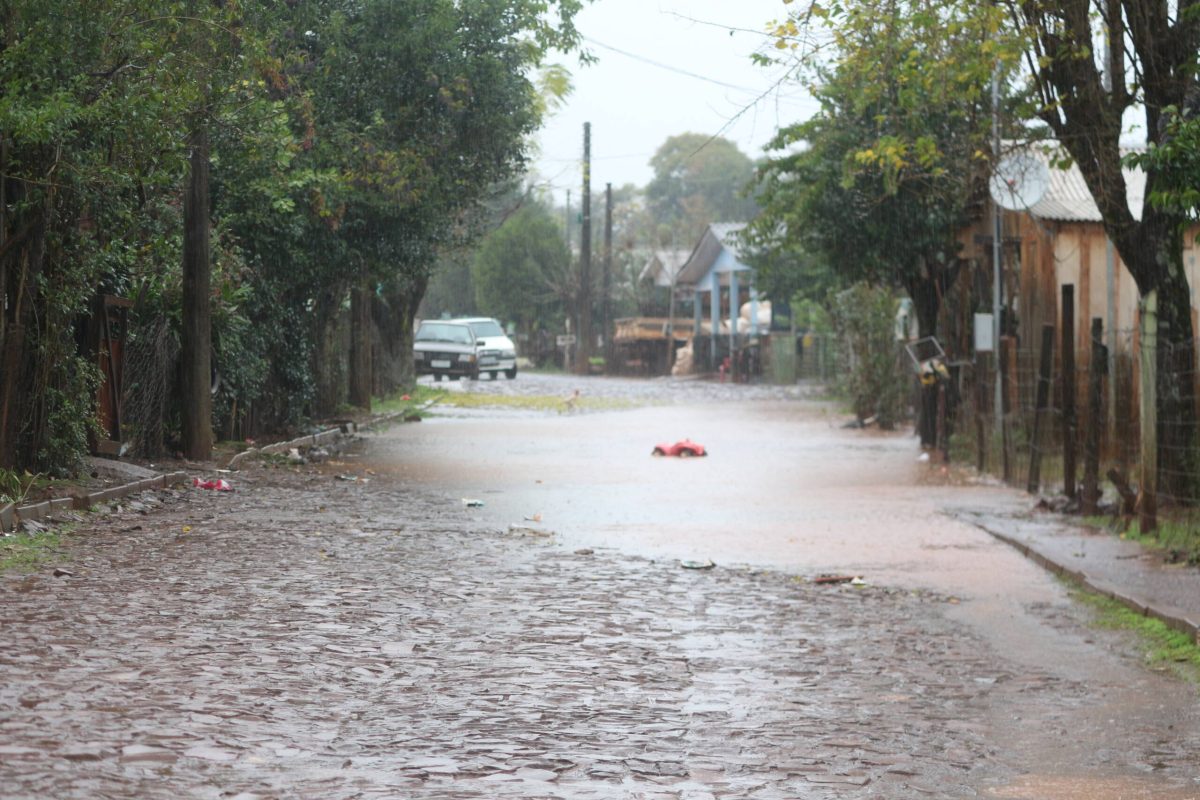 Região registra danos pelo acumulado das chuvas