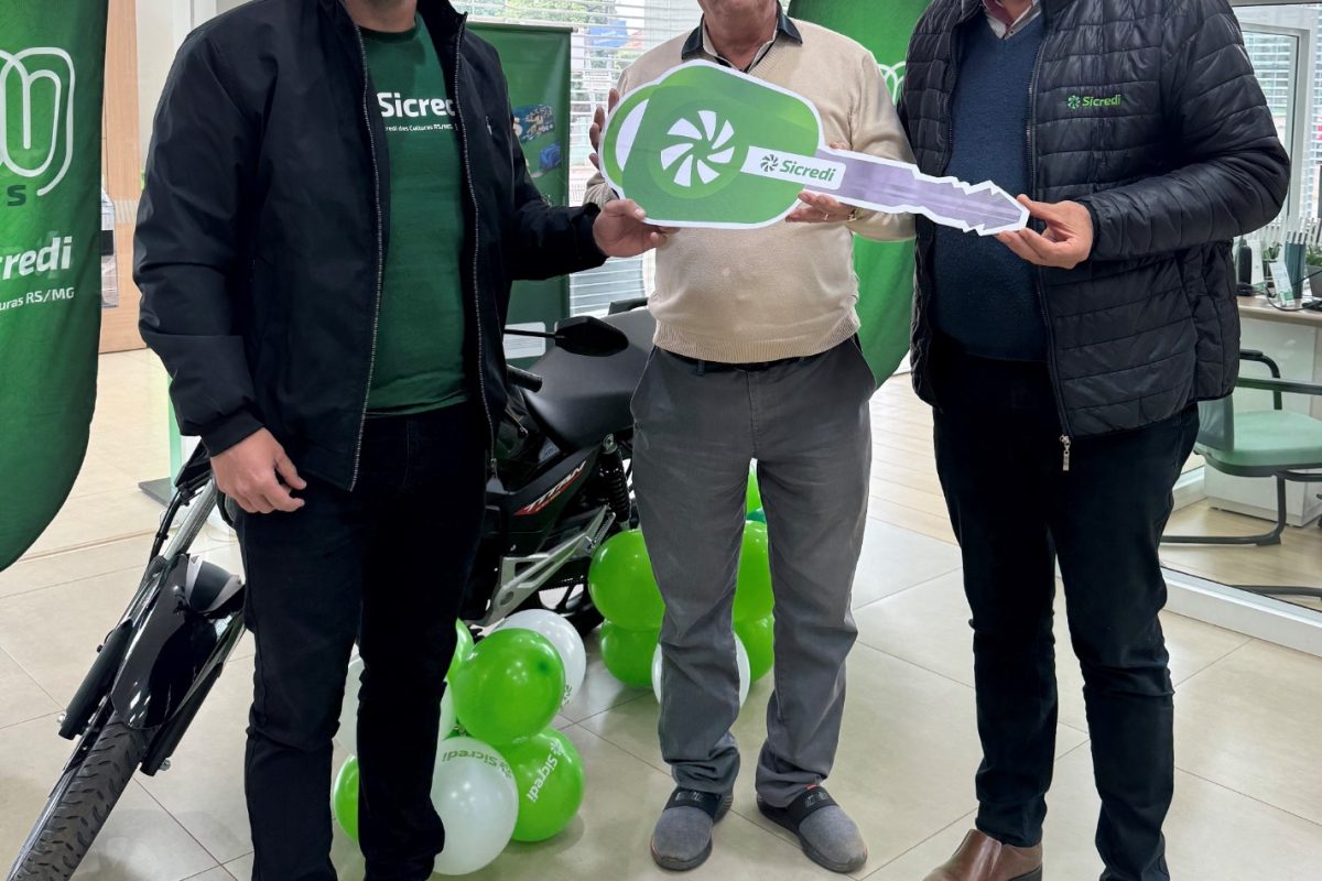 Sicredi entrega veículos sorteados em sua Campanha de Prêmios