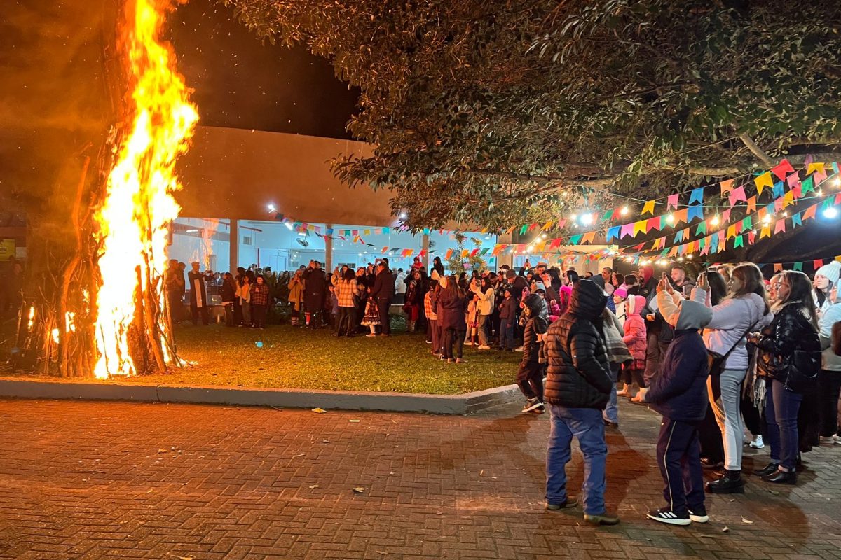 Veja as fotos da 3ª Quermesse da Paróquia São João Batista, uma noite de fé, cultura e tradição em Santo Augusto