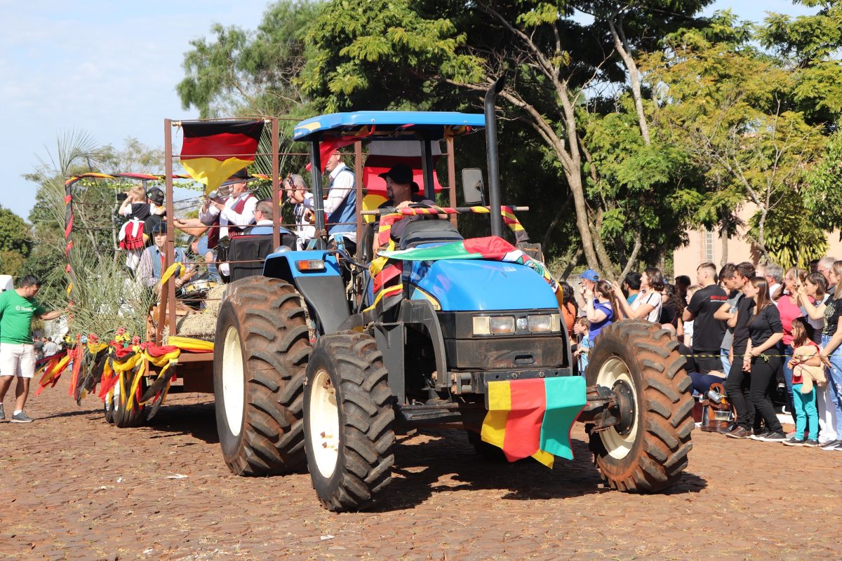 Treze municípios da Região Celeiro farão feriado no Dia do Colono e do Motorista