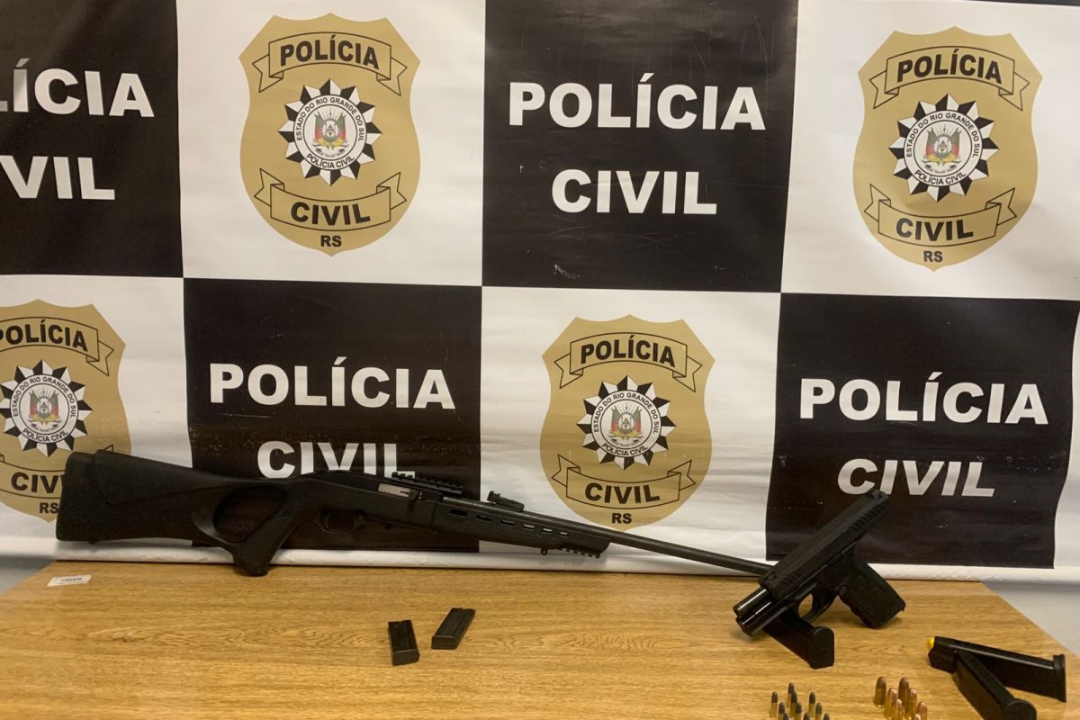 Armas são apreendidas em operação da Polícia Civil contra violência doméstica em Tenente Portela