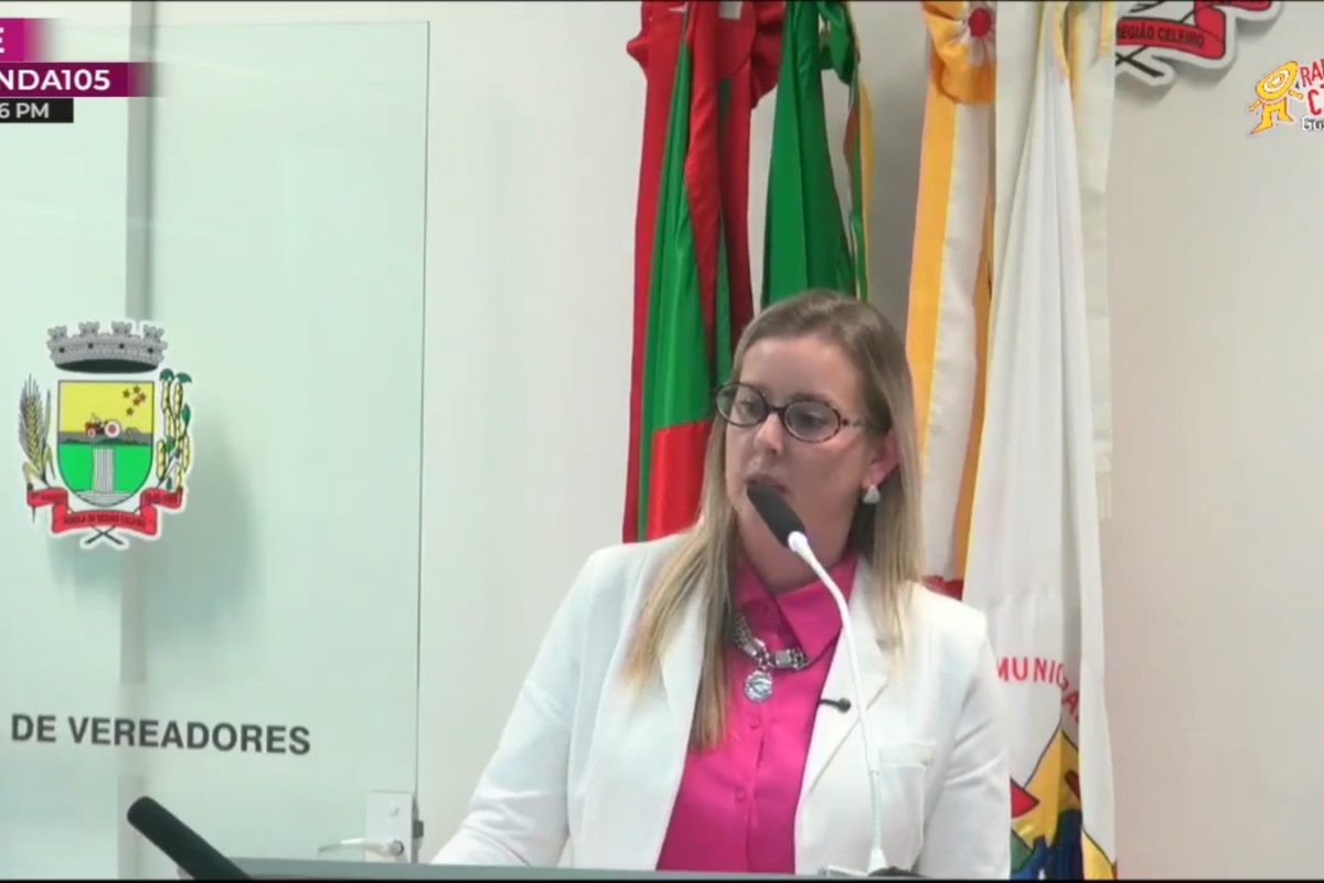 Prefeita presta contas sobre dispensas de licitação em sessão do Legislativo