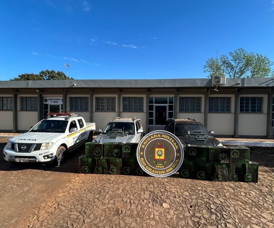 Brigada Militar apreende carga de cigarros contrabandeados em Crissiumal
