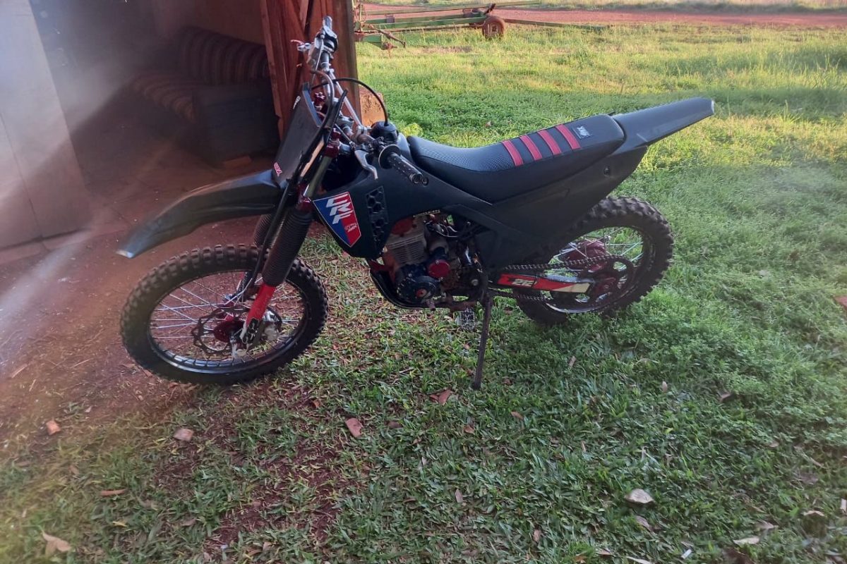 Motocicleta é furtada na sede do Off Road Saldanha, em Coronel Bicaco