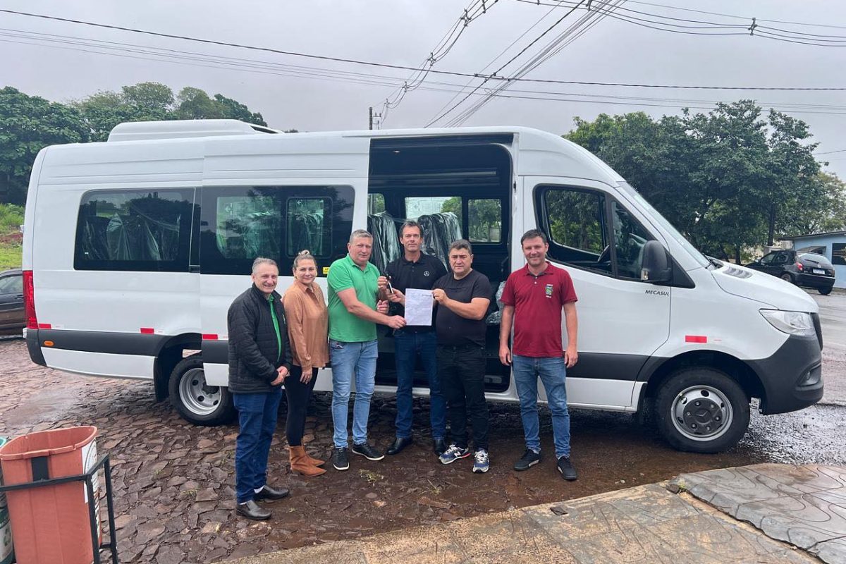 Esperança do Sul investe em novo veículo para fortalecer transporte escolar