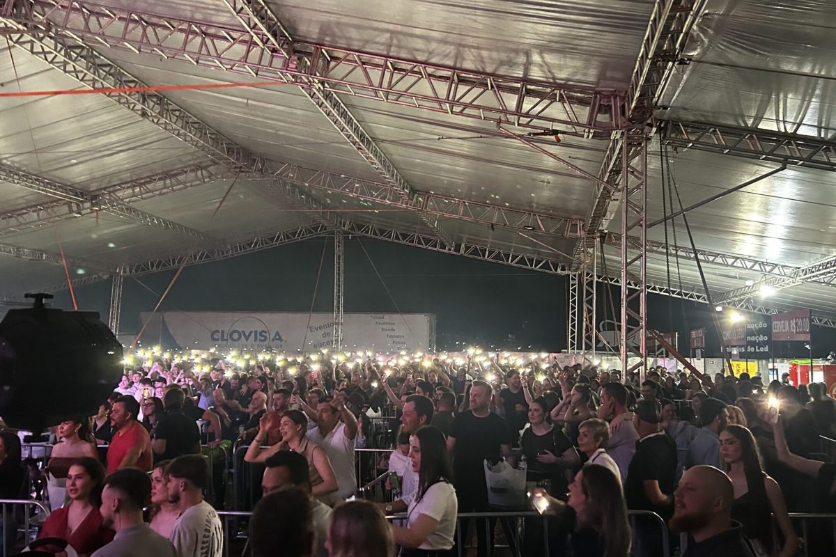 Sábado de grandes atrações movimenta a Expofesa 2025 em Santo Augusto