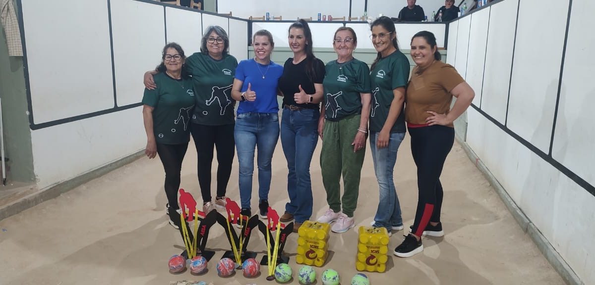 Primeiro Torneio Feminino de Bocha da AESA reúne duplas de toda a região