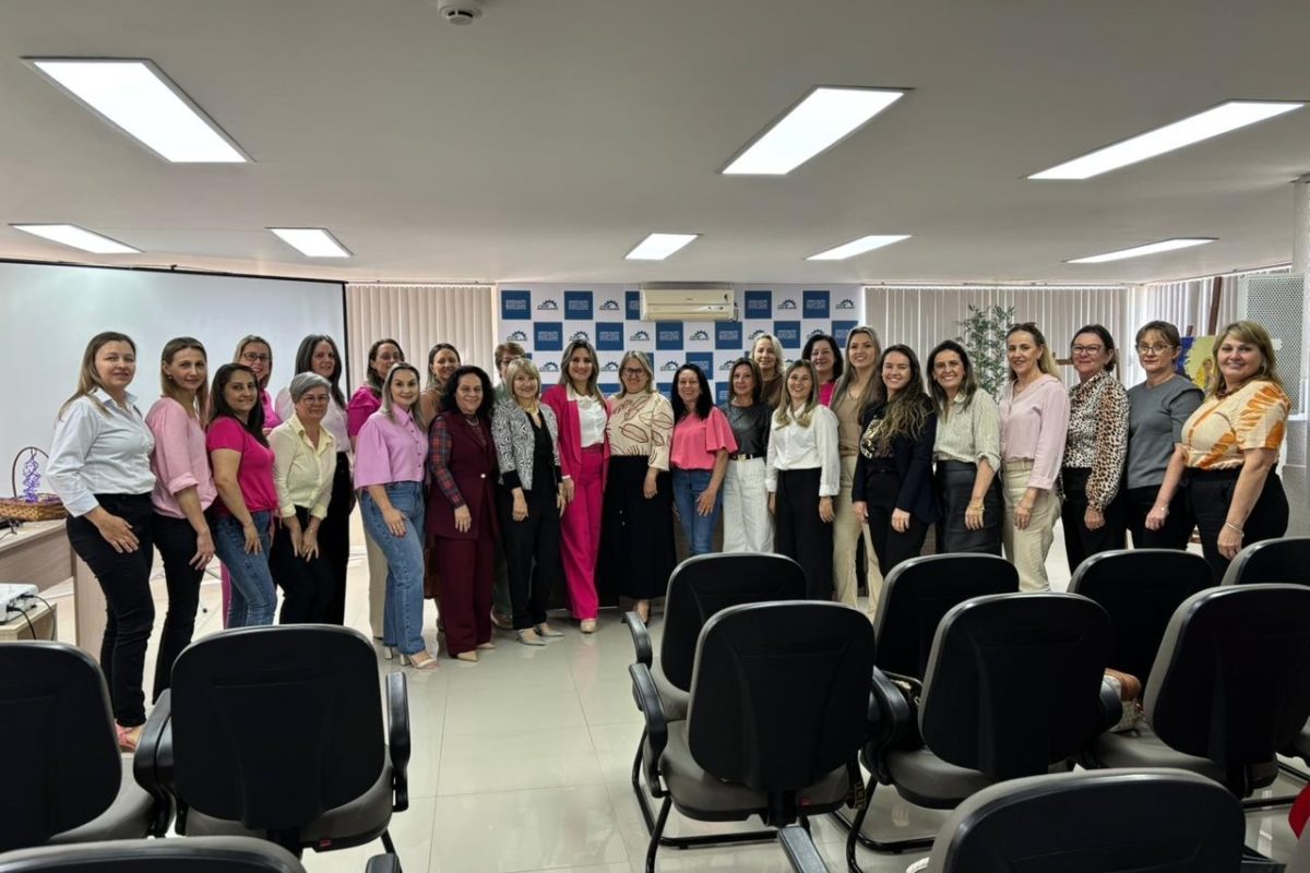 Amuceleiro promove encontro feminino regional