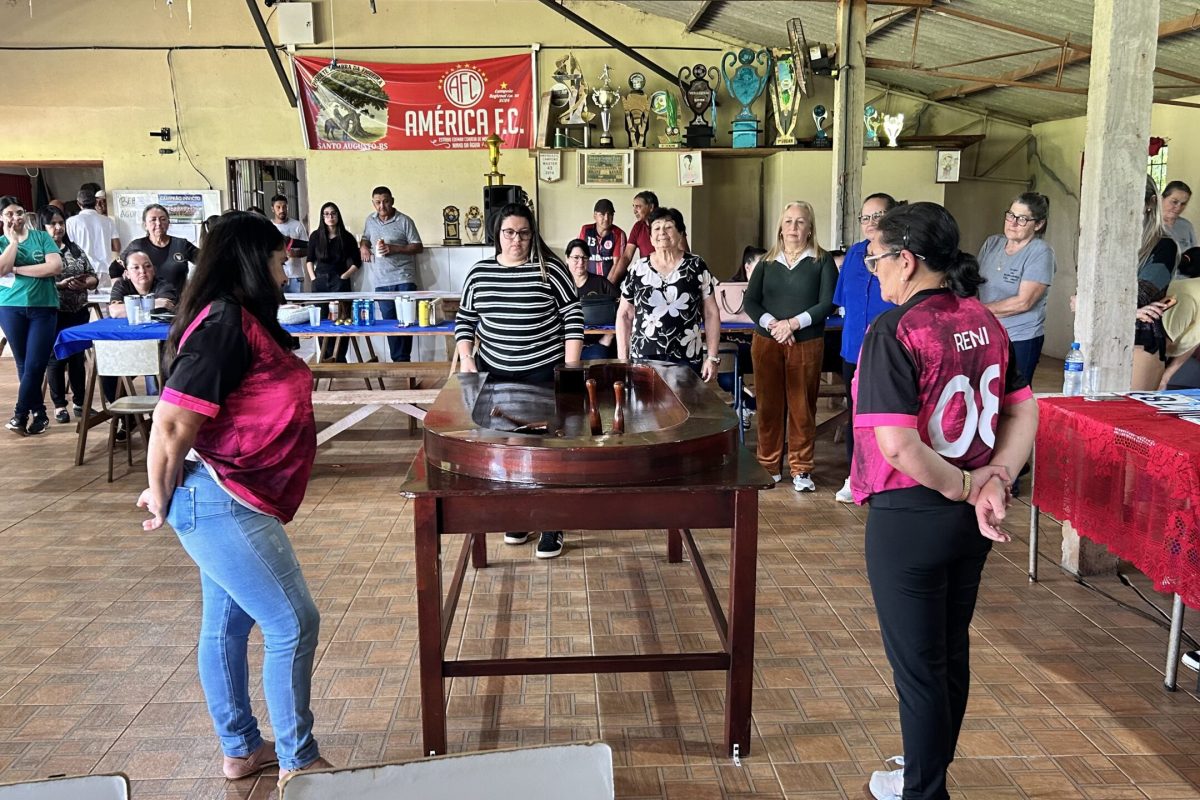 Quarta rodada do Campeonato Municipal de Bolãozinho de Mesa é concluída