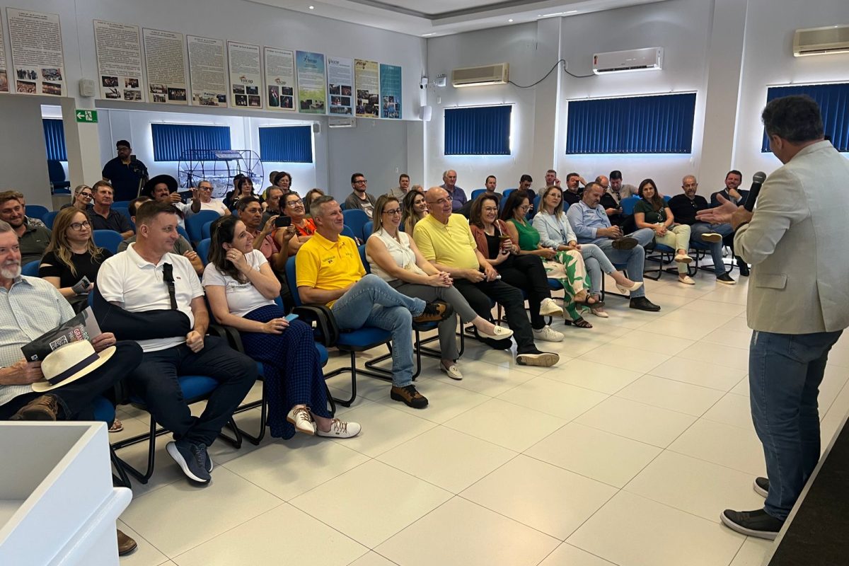 Zucco participa de encontro em Três Passos com lideranças políticas