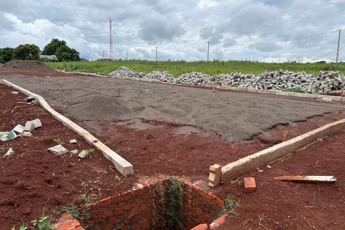 Prefeitura de Chiapetta formaliza contratos para obras de asfaltamento e habitação