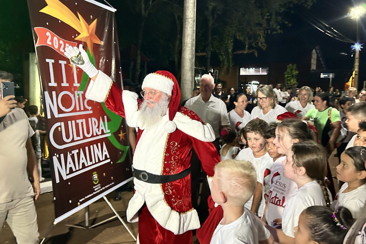Noite Cultural Natalina encanta público em São Valério do Sul