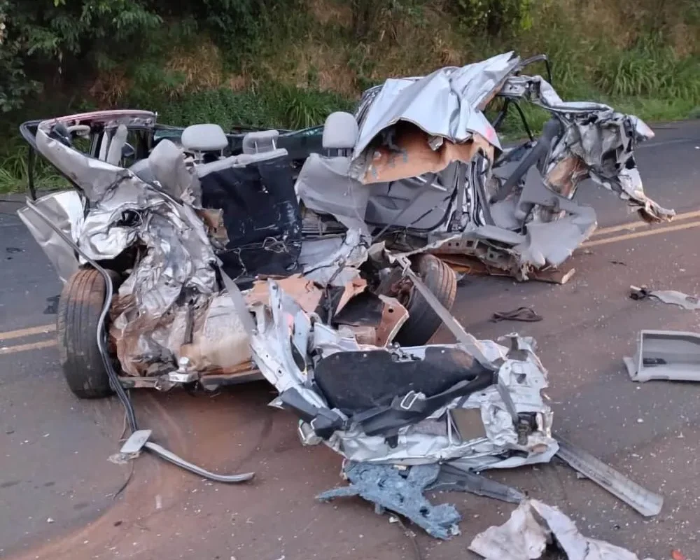 Colisão frontal causa duas mortes na BR-386 entre Frederico Westphalen e Iraí