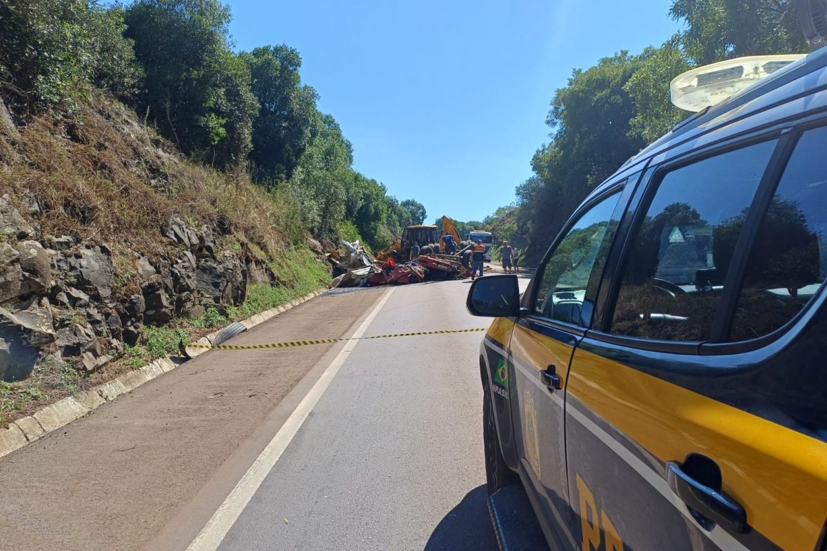 Jovem de 25 anos morre em saída de pista na BR-285, em Lagoa Vermelha