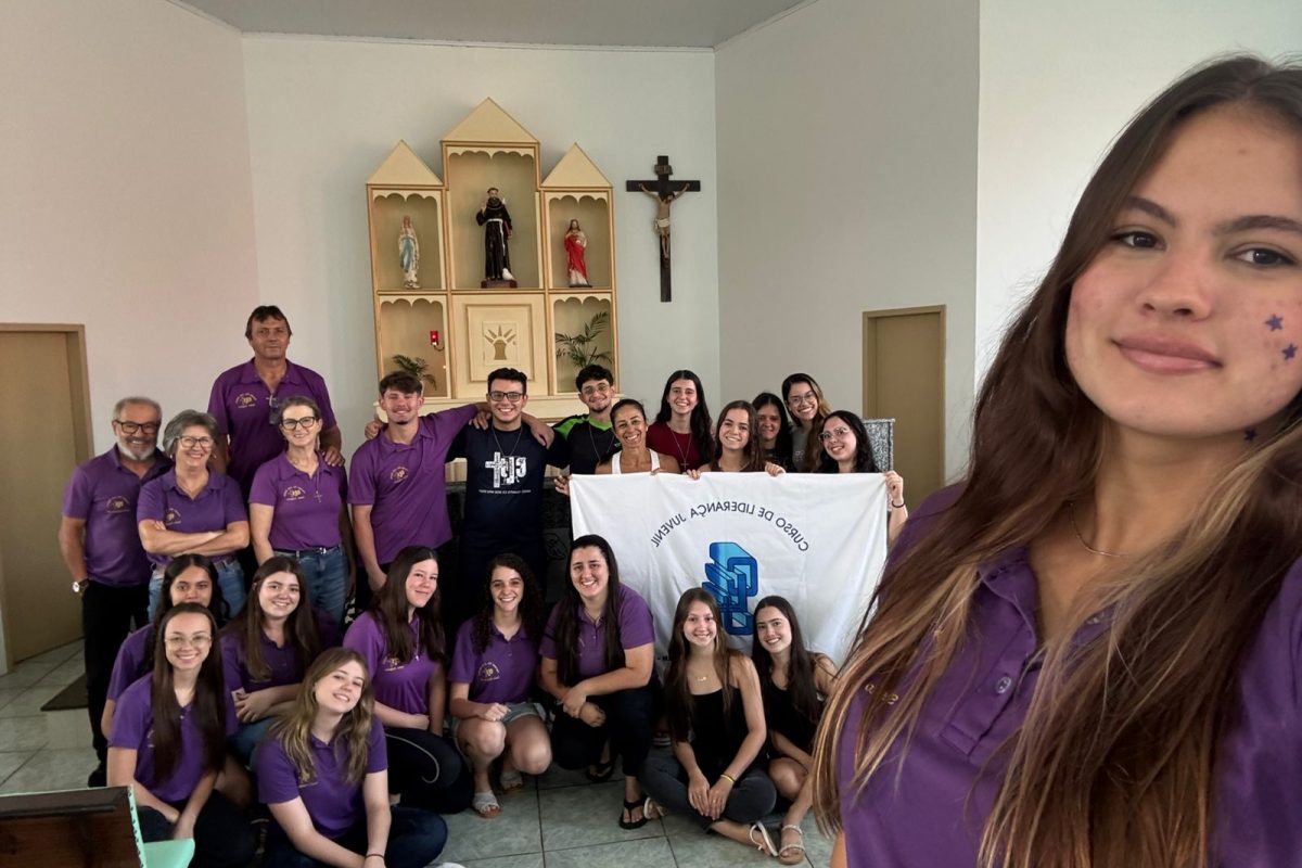 Jovens do CLJ de Santo Augusto e Coronel Bicaco participam de encontro de reflexão na Quaresma