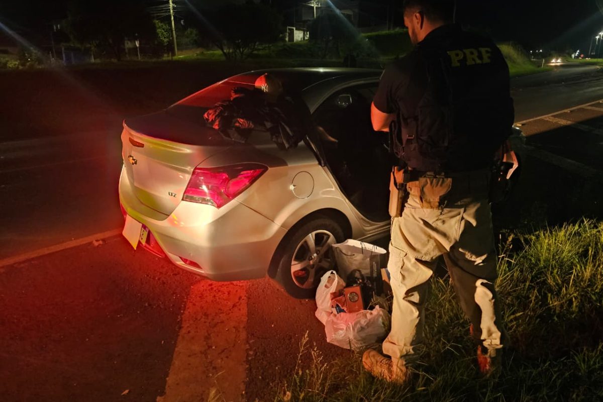 PRF prende foragido com mercadorias furtadas em Erechim após crime em Santa Catarina