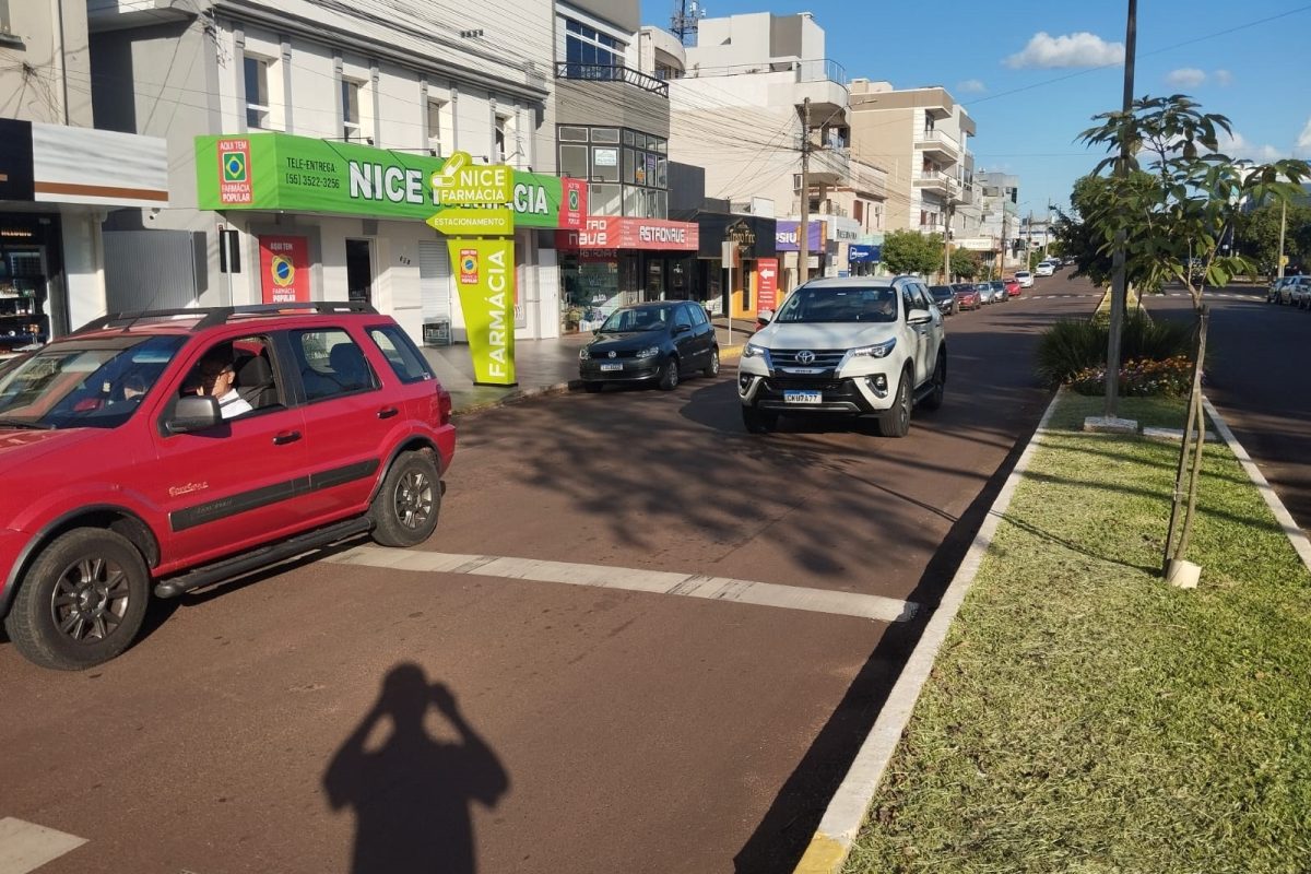 Frota cresce mais de 30 mil veículos em dez anos e desafia a mobilidade urbana na região