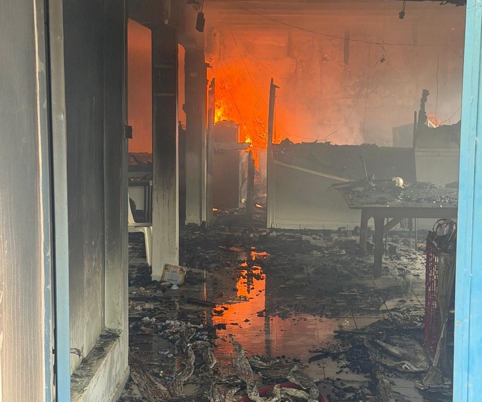 Incêndio destrói parte do prédio público que abriga secretarias em Bom Progresso