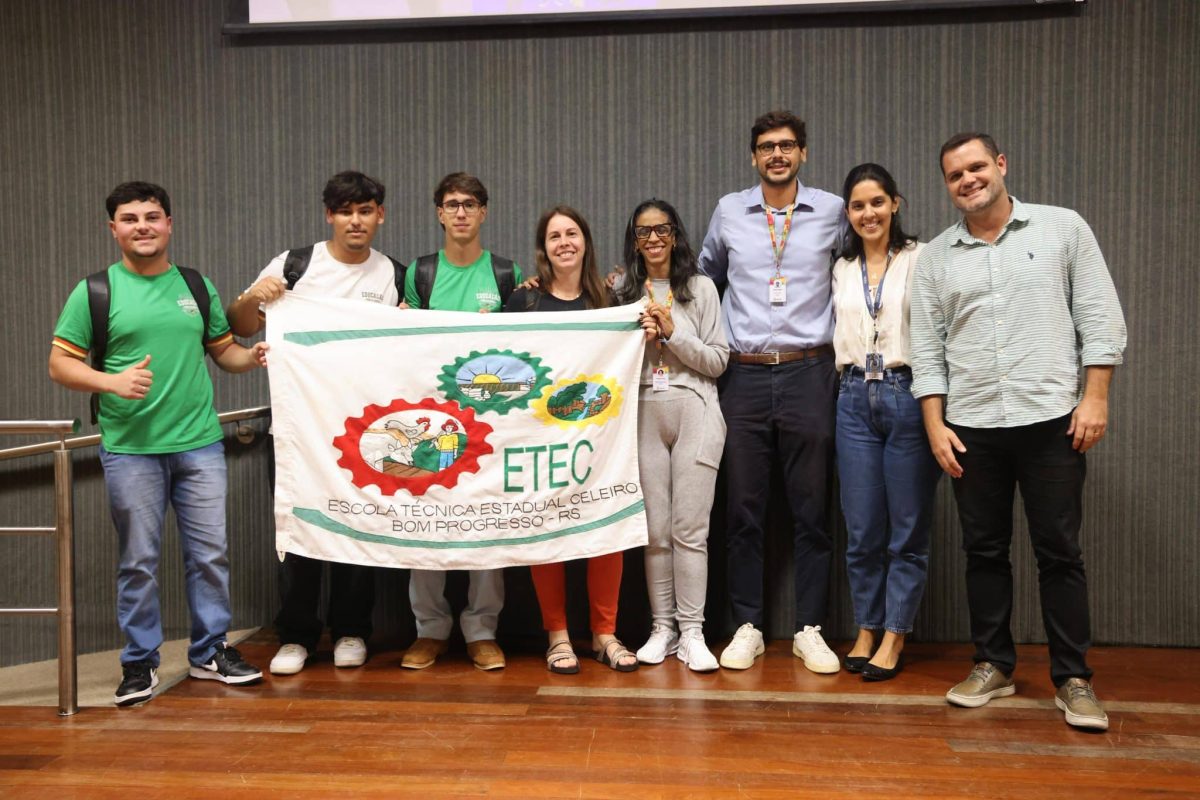 Projeto de alunos da ETEC Bom Progresso é finalista do Hackatchê 2026