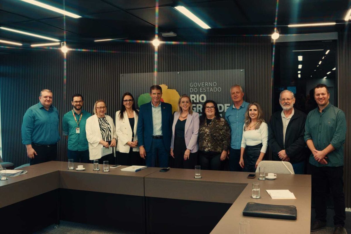 Reunião em Porto Alegre trata de projeto de ampliação do Hospital Bom Pastor de Santo Augusto