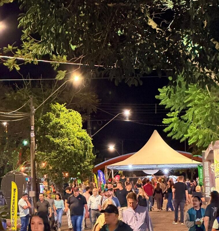 Milhares de pessoas prestigiam o primeiro dia da 18ª FEICAP em Três Passos