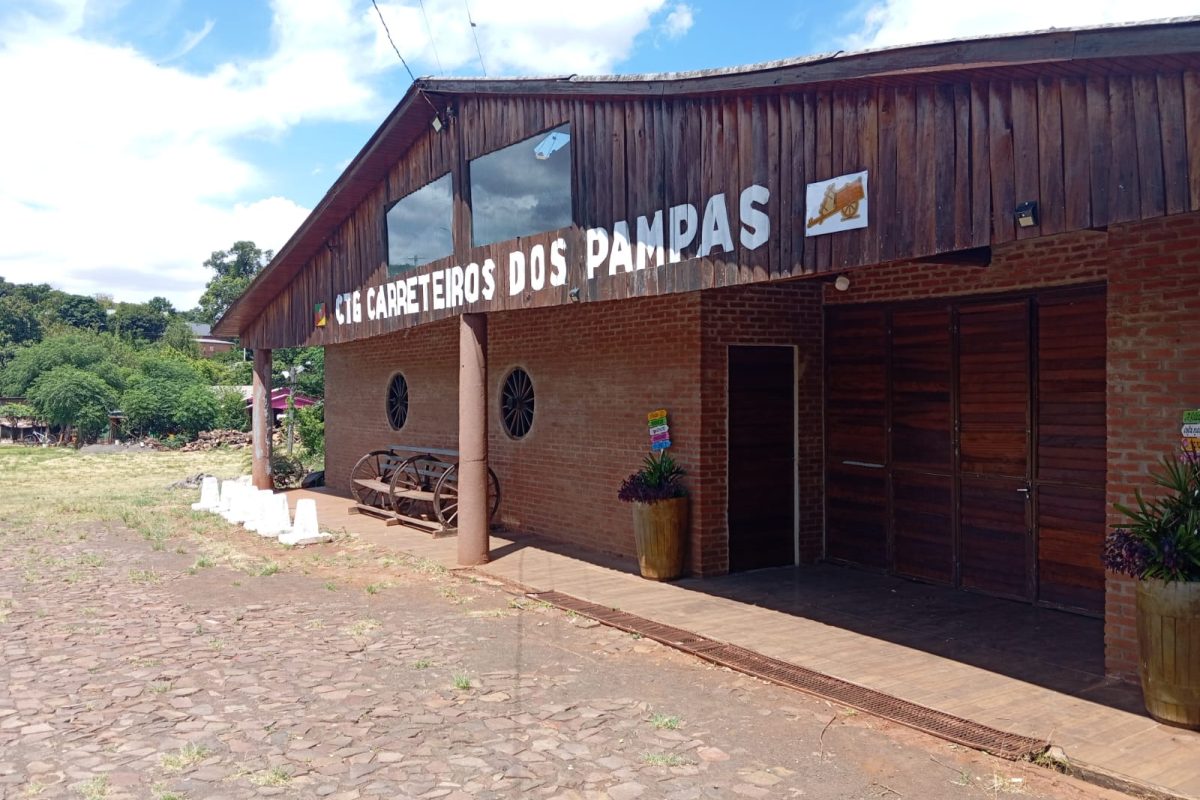 CTG Carreteiros dos Pampas promove 1ª Ronda dos Pequenos Carreteiros em Santo Augusto