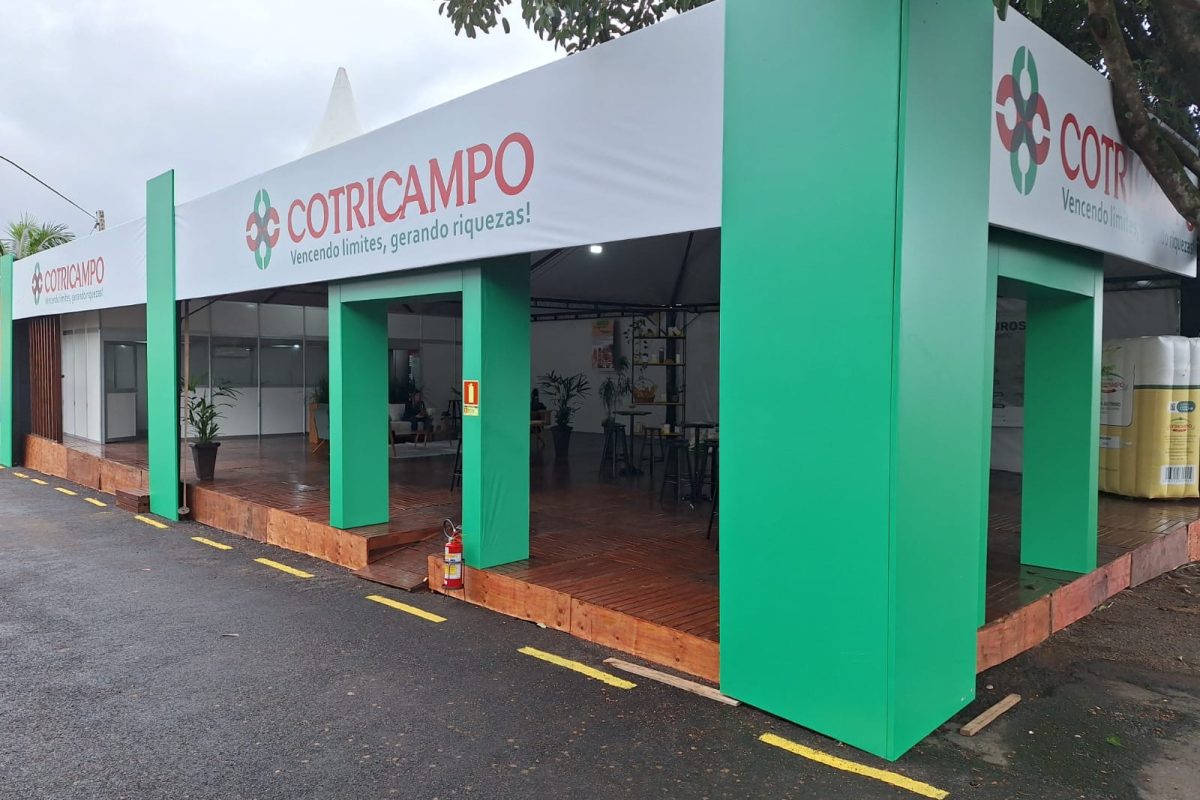 Cotricampo participa da 18ª FEICAP com dois espaços institucionais